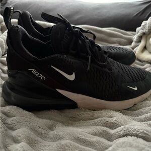 Nike Air Max 270